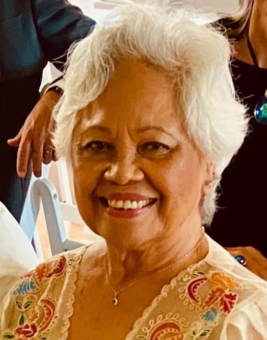 Lisack, Pedrita Laurie Siton